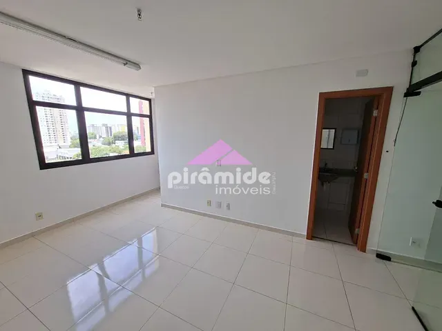 Sala à venda ou para alugar, no bairro Centro em São José dos Campos