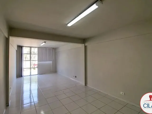 Sala para alugar, no bairro Cristo Rei em Curitiba