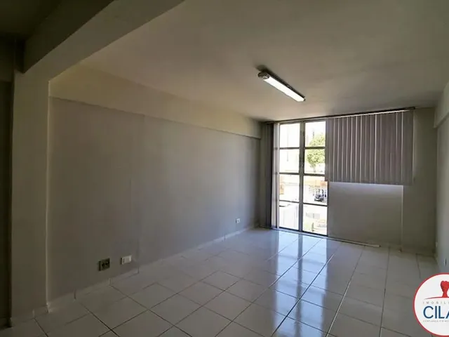 Sala para alugar, no bairro Cristo Rei em Curitiba