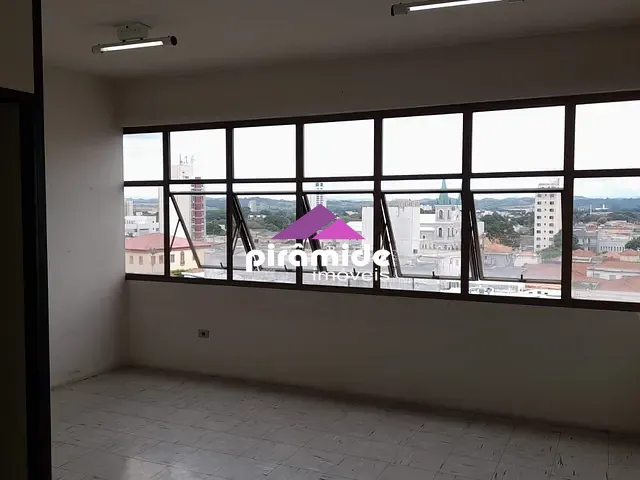 Sala à venda, no bairro Centro em Jacareí