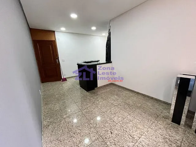 Sala com 135m², para alugar, no bairro Centro(república) em São Paulo