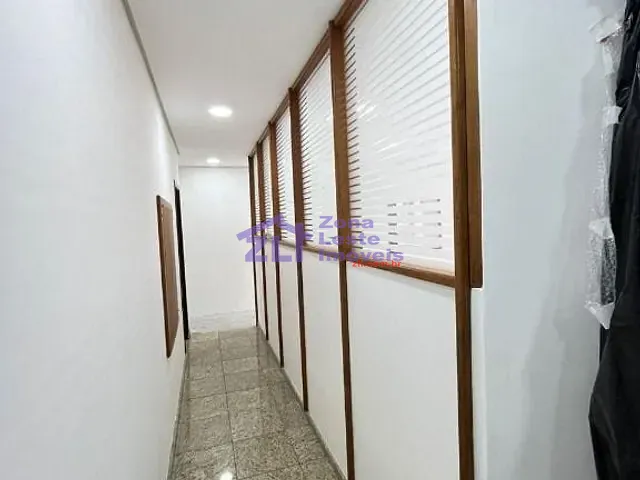 Sala com 135m², para alugar, no bairro Centro(república) em São Paulo