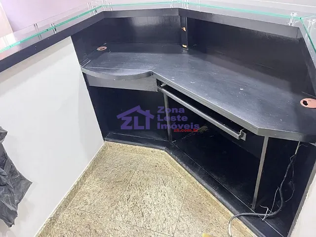 Sala com 135m², para alugar, no bairro Centro(república) em São Paulo