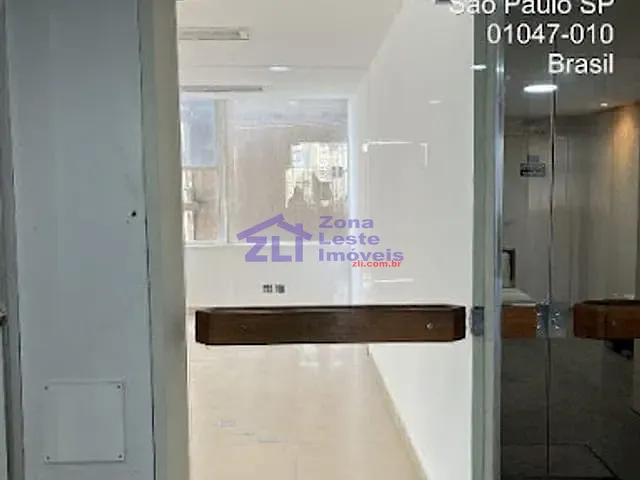 Sala com 135m², para alugar, no bairro Centro(república) em São Paulo