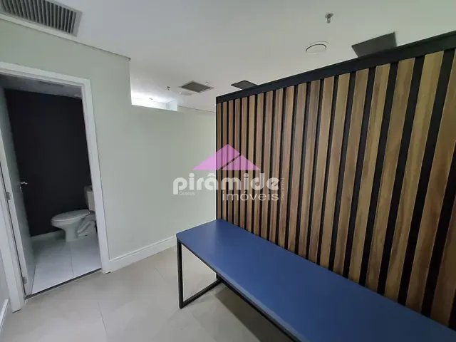 Sala à venda ou para alugar, no bairro Jardim Aquarius em São José dos Campos