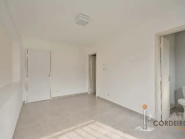 Sala para alugar, no bairro Bacacheri em Curitiba