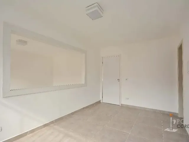 Sala para alugar, no bairro Bacacheri em Curitiba