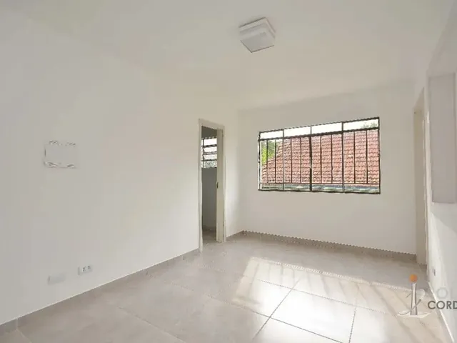Sala para alugar, no bairro Bacacheri em Curitiba