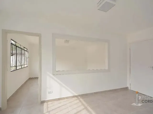 Sala para alugar, no bairro Bacacheri em Curitiba