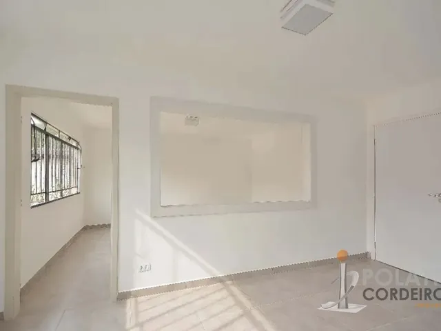 Sala para alugar, no bairro Bacacheri em Curitiba