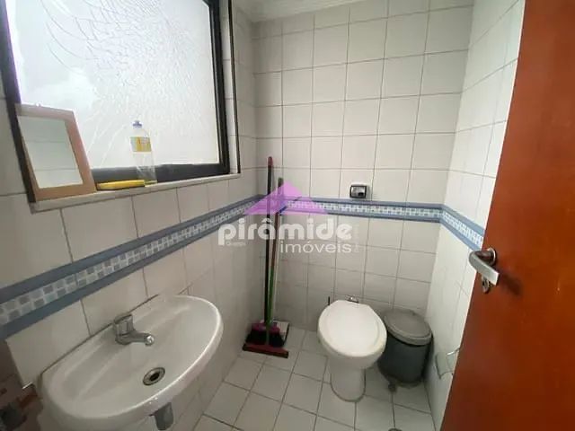 Sala com 54m², à venda ou para alugar, no bairro Jardim Satélite em São José dos Campos