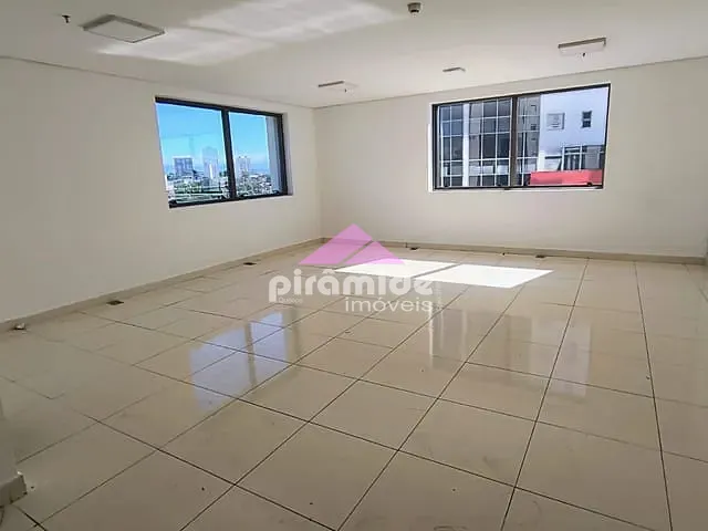 Sala à venda, no bairro Jardim Oswaldo Cruz em São José dos Campos