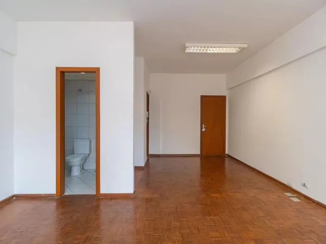 Sala para alugar, no bairro Centro em Curitiba