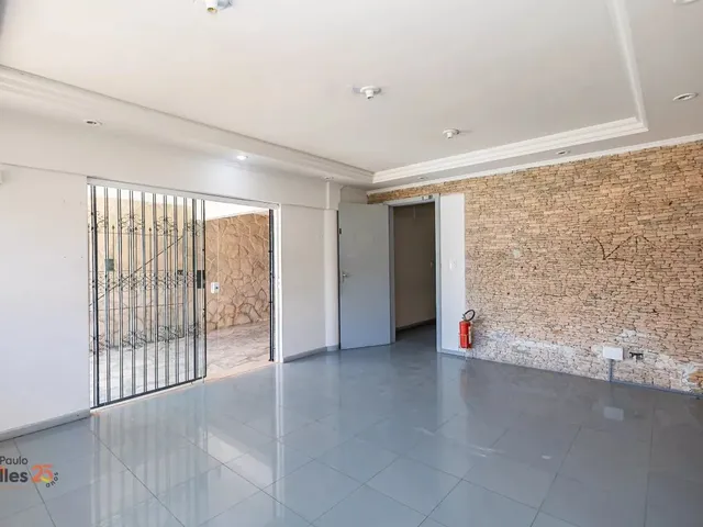Sala à venda, no bairro Centro Cívico em Curitiba
