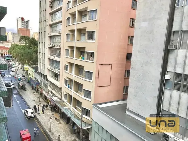 Sala à venda, no bairro Centro em Curitiba