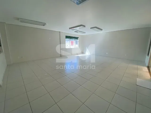Sala com 72m², para alugar, no bairro Centro em Chapecó