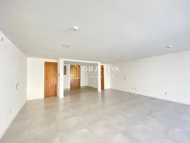 Sala para alugar, no bairro Floresta em Porto Alegre