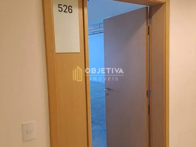 Sala à venda, no bairro Cristo Redentor em Porto Alegre