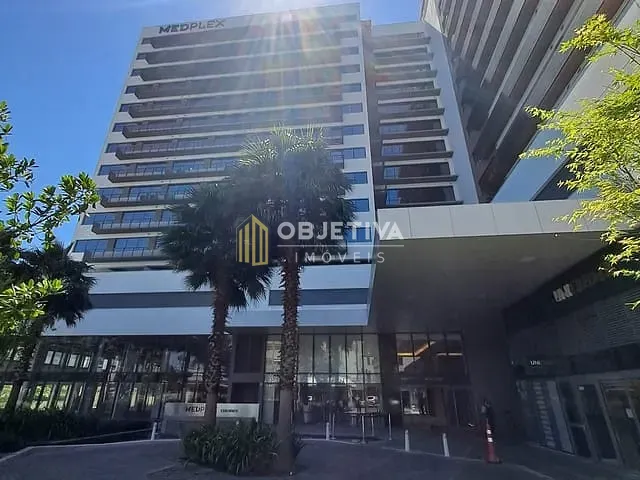 Sala à venda, no bairro Cristo Redentor em Porto Alegre