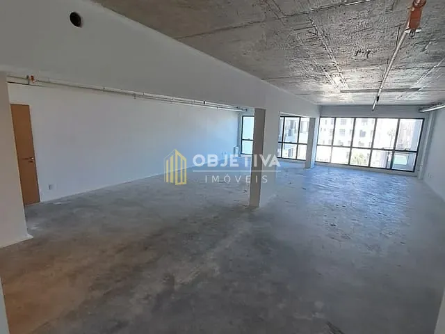 Sala à venda, no bairro Cristo Redentor em Porto Alegre
