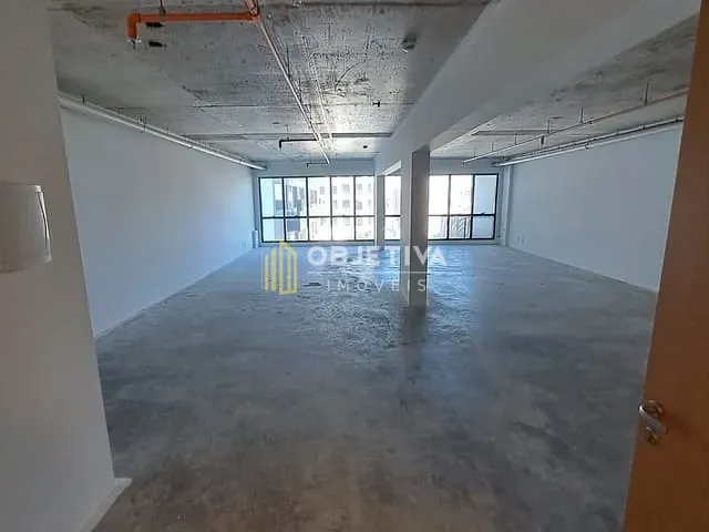Sala à venda, no bairro Cristo Redentor em Porto Alegre