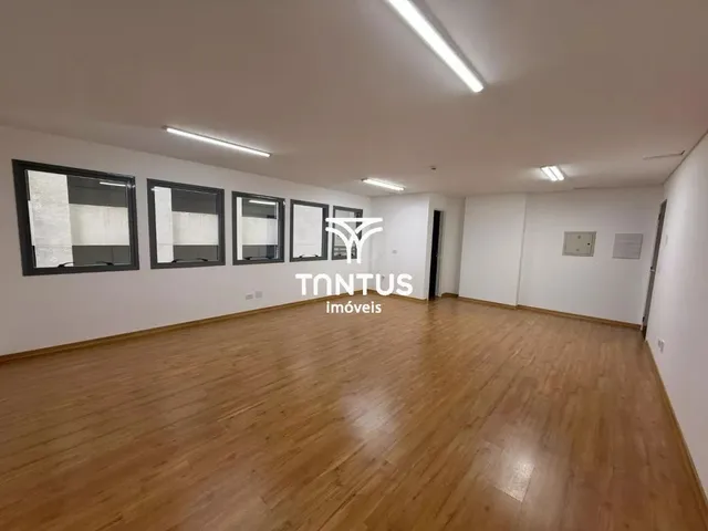 Sala à venda, no bairro Cabral em Curitiba