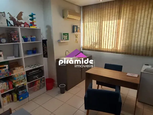 Sala com 35m², à venda, no bairro Jardim São Dimas em São José dos Campos