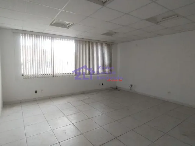 Sala com 80m², para alugar, no bairro Chácara Santo Antônio (Zona Leste) em São Paulo
