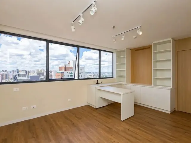 Sala para alugar, no bairro Água Verde em Curitiba