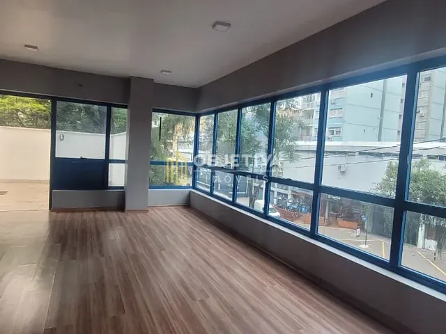 Sala à venda, no bairro Moinhos de Vento em Porto Alegre