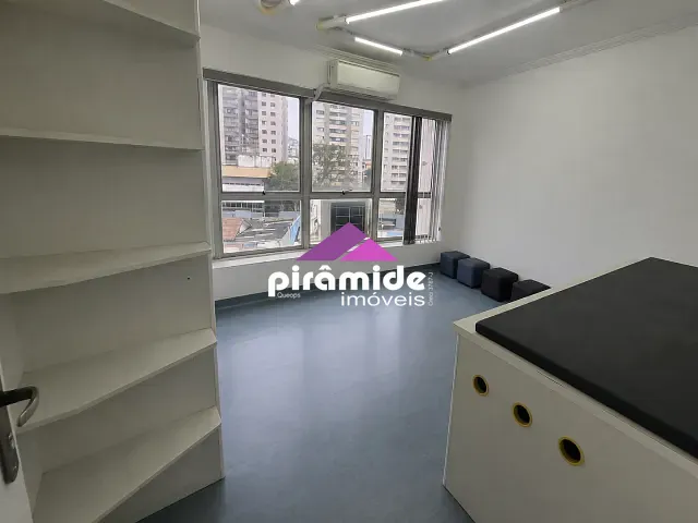 Sala à venda, no bairro Centro em São José dos Campos