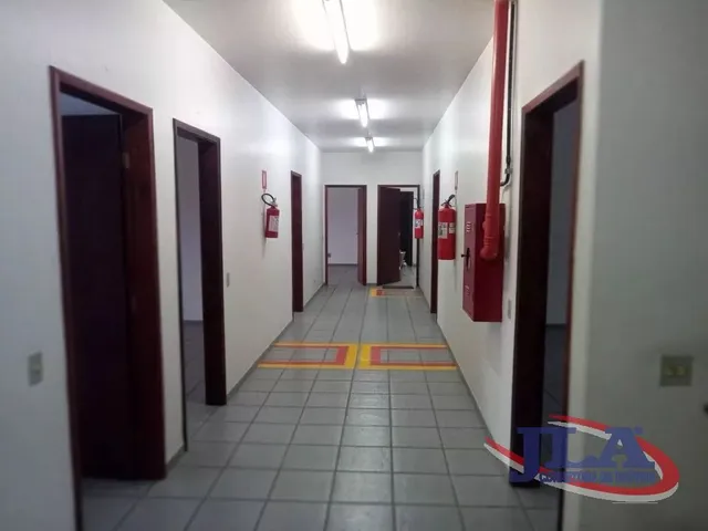 Sala para alugar, no bairro São Lourenço em Curitiba