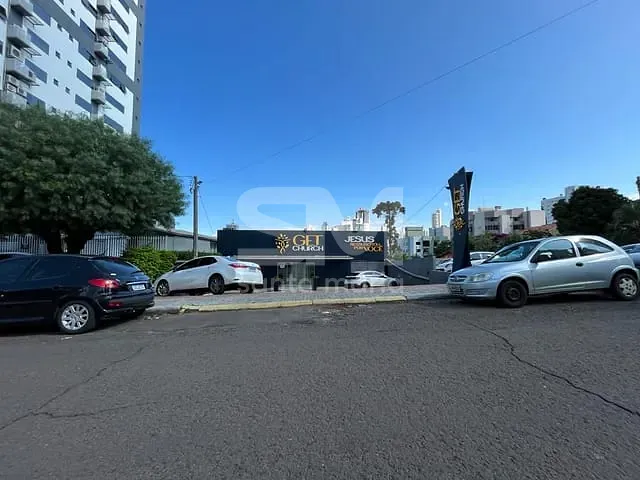 Sala com 900m², à venda, no bairro Presidente Médici em Chapecó