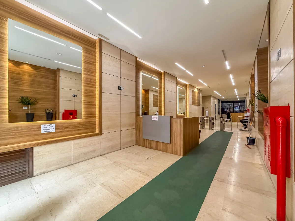 Conjunto comercial para venda em República, 173m²