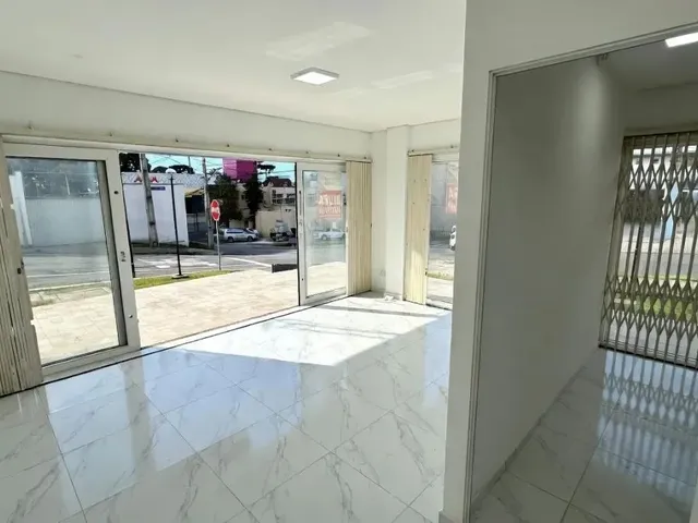 Sala para alugar, no bairro Campina do Siqueira em Curitiba