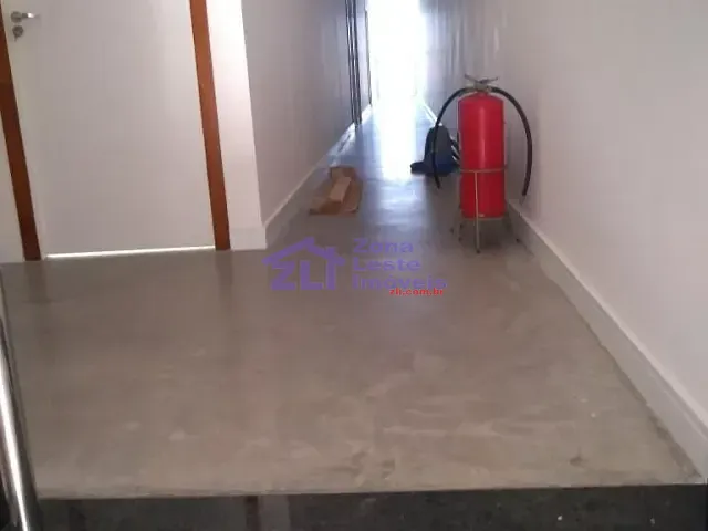 Sala com 30m², para alugar, no bairro Quarta Parada em São Paulo