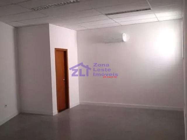 Sala com 20m², para alugar, no bairro Quarta Parada em São Paulo
