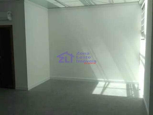 Sala com 30m², para alugar, no bairro Quarta Parada em São Paulo