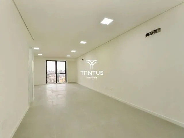 Sala para alugar, no bairro Batel em Curitiba