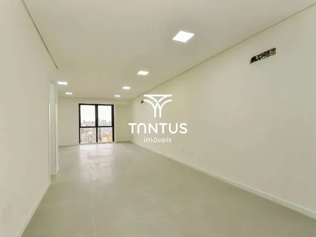 Sala para alugar, no bairro Batel em Curitiba