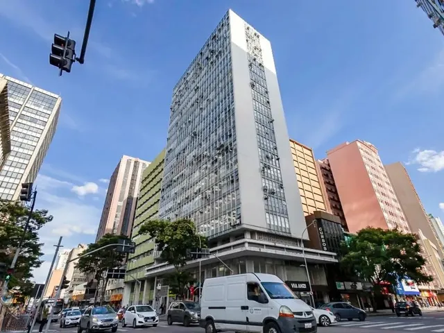Sala à venda, no bairro Centro em Curitiba