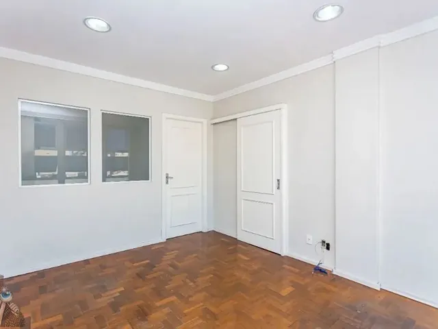 Sala à venda, no bairro Centro em Curitiba
