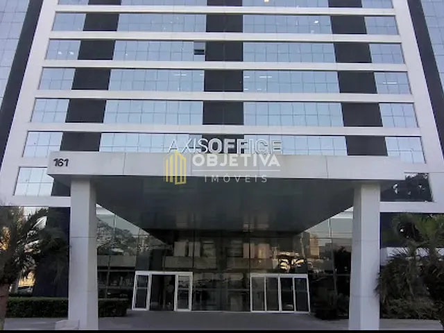 Sala à venda, no bairro Petrópolis em Porto Alegre