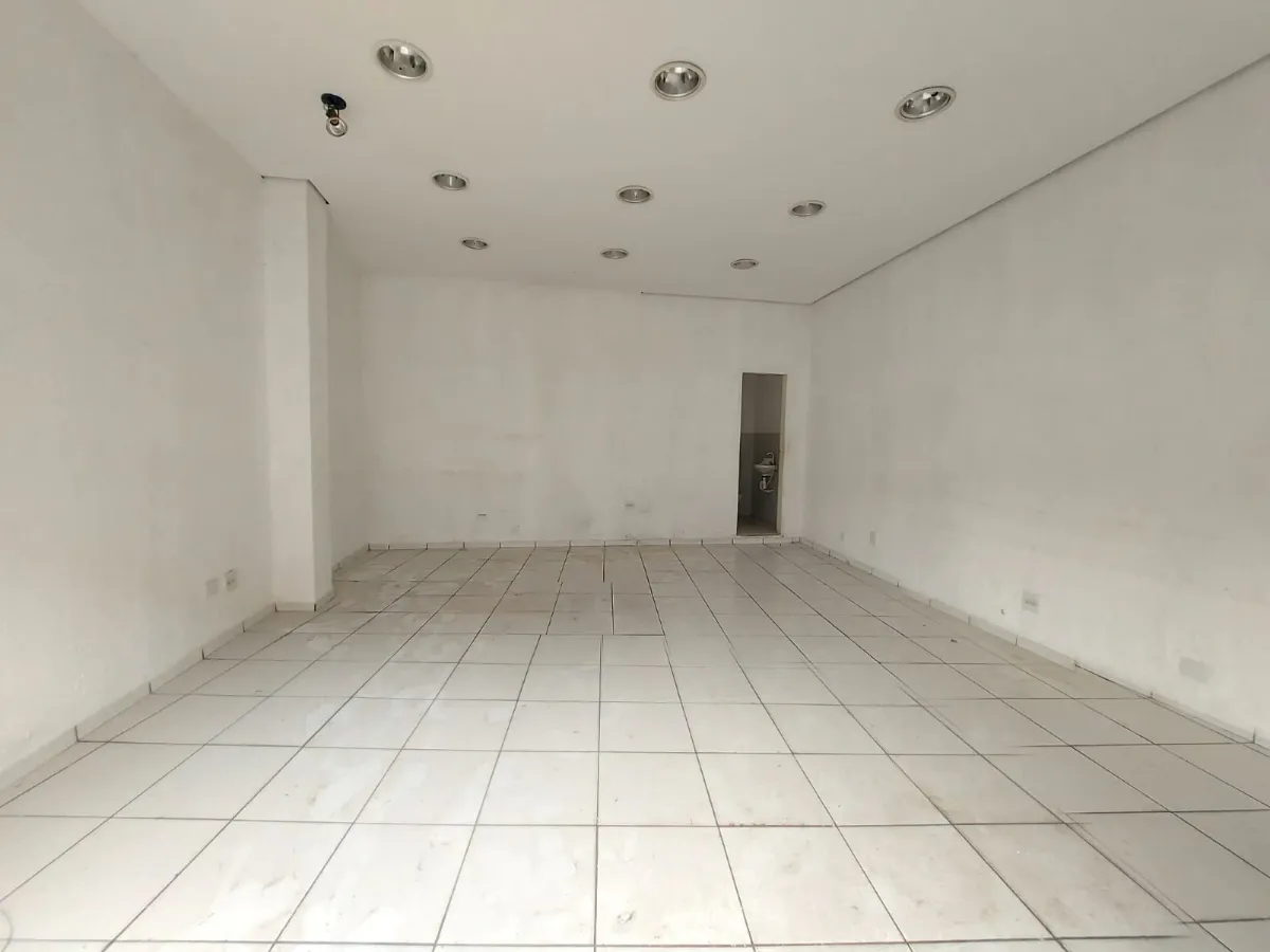Conjunto comercial para locação em Jardim Santo Elias, 30m²