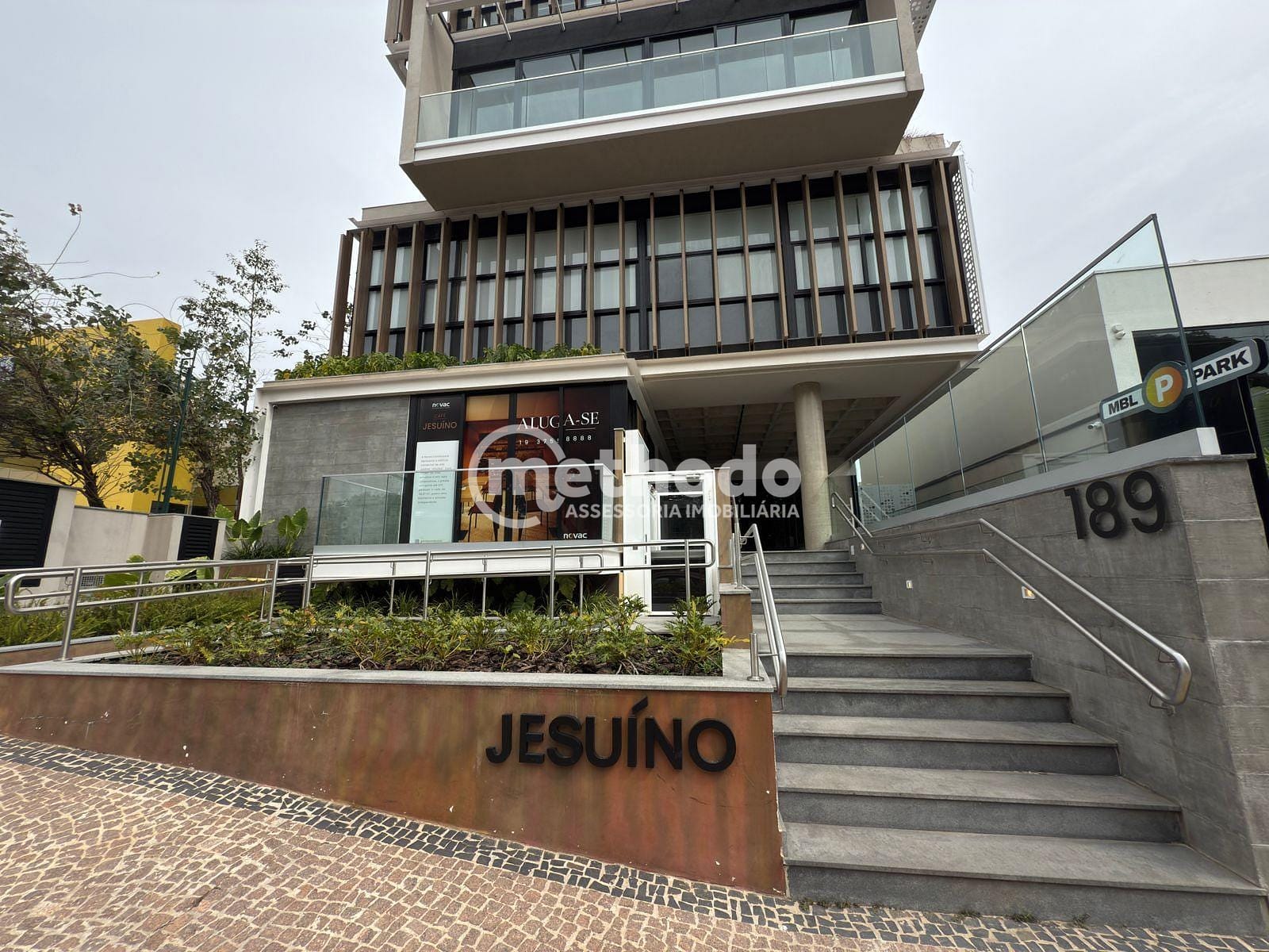 Sala-Conjunto, 194 m² - Foto 1