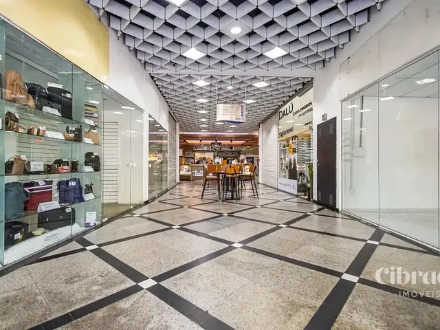 Sala à venda, no bairro Centro em Curitiba