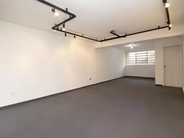 Sala para alugar, no bairro Santa Felicidade em Curitiba