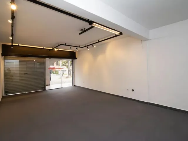 Sala para alugar, no bairro Santa Felicidade em Curitiba