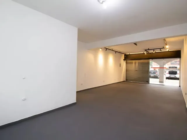 Sala para alugar, no bairro Santa Felicidade em Curitiba