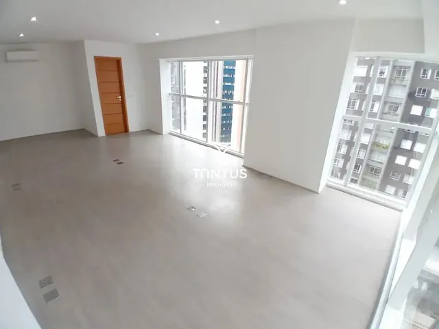 Sala para alugar, no bairro Batel em Curitiba